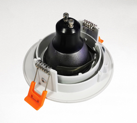 Τοποθετημένη Downlight κατοικία αργιλίου ρίψεων κύβων κατοικίας Mr16 G5.3 Gu10 βολβός